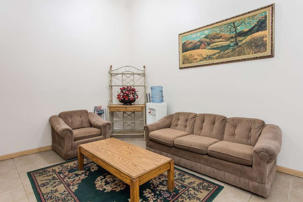 Rodeway Inn Ледвилл Интерьер фото
